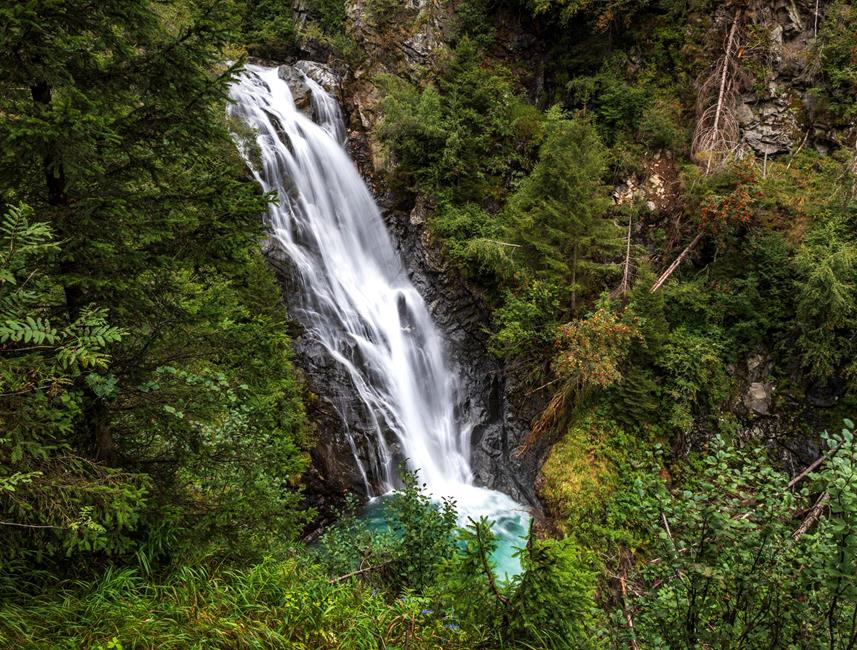 wasserfall-hoelle-guus-r-2